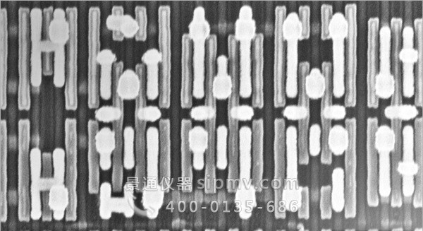 10個接觸柵極，總間距699nm，每兩個之間約為70nm