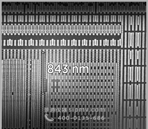 晶體管鰭片，20個之間的間距是843nm，每兩個之間42nm